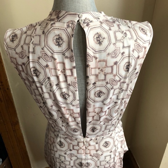 O’2nd Dress‎ - Picture 3 of 5